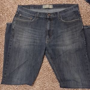 3 for $21*****Wrangler Straight 36x32 Jeans